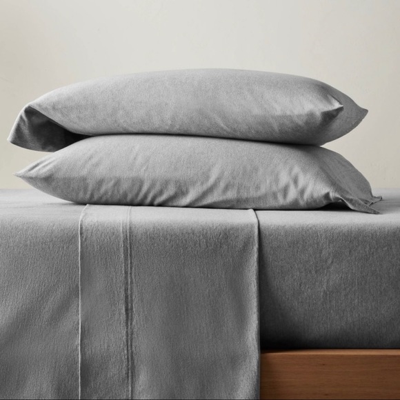 Casaluna Bedding Queen Jersey Solid Sheet Set Light Gray Casaluna